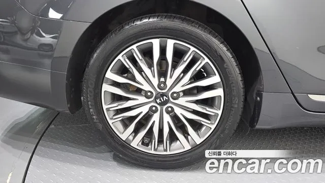 Kia K7 2019 thumb 4