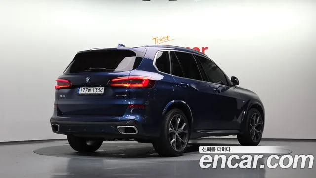 BMW X5 2022 thumb 2