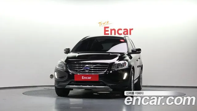 Volvo XC60 2017 thumb 3