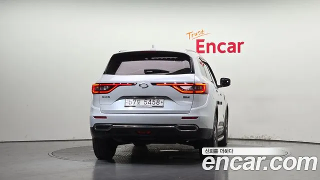 Renault-KoreaSamsung Koleos 2017 thumb 4