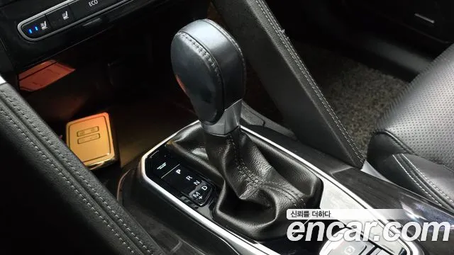 Renault-KoreaSamsung Koleos 2017 thumb 9