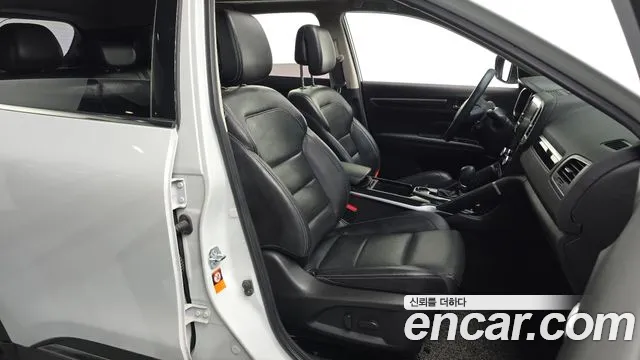 Renault-KoreaSamsung Koleos 2017 thumb 12