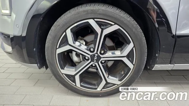Kia Niro 2023 thumb 5