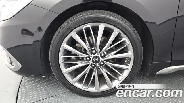 Hyundai Grandeur 2017 thumb 5