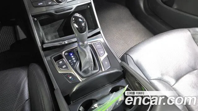 Hyundai Grandeur 2014 thumb 9