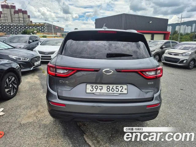 Renault-KoreaSamsung Koleos 2017 thumb 3