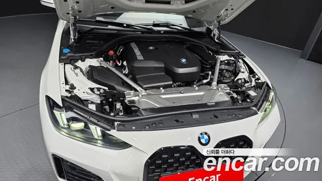 BMW 4-Series 2025 thumb 5