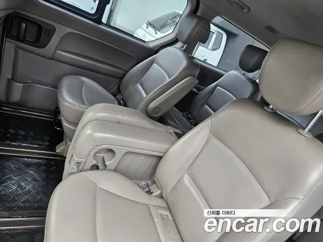 Hyundai Starex 2015 thumb 8