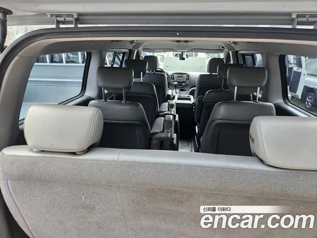 Hyundai Starex 2015 thumb 9