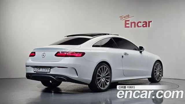 Mercedes-Benz E-Класс 2017 thumb 2