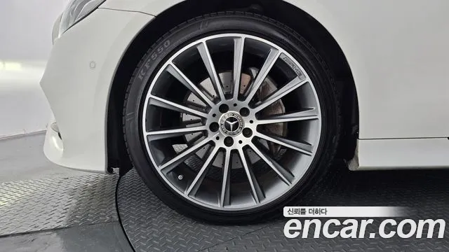 Mercedes-Benz E-Класс 2017 thumb 5