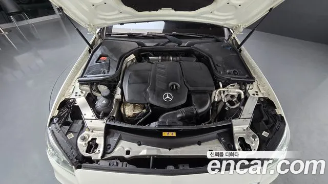 Mercedes-Benz E-Класс 2017 thumb 6