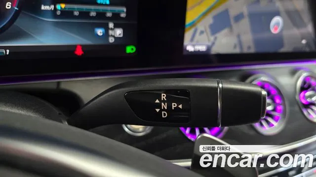 Mercedes-Benz E-Класс 2017 thumb 9