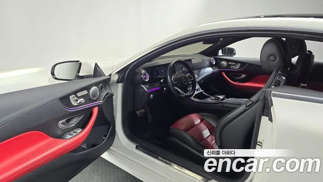 Mercedes-Benz E-Класс 2017 thumb 10