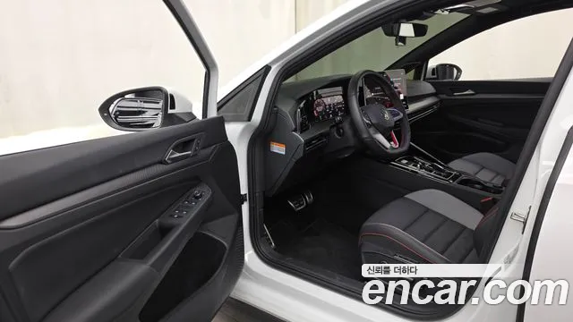 Volkswagen Golf Sportsvan 2025 thumb 10