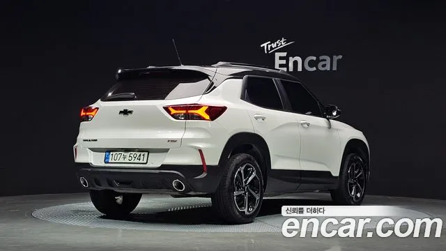 ChevroletGMDaewoo TrailBlazer 2021 thumb 2