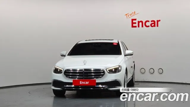 Mercedes-Benz E-Класс 2022 thumb 3
