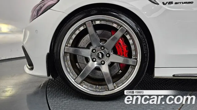 Mercedes-Benz C-Класс 2017 thumb 5