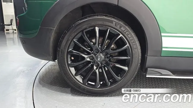 MINI Clubman 2020 thumb 4