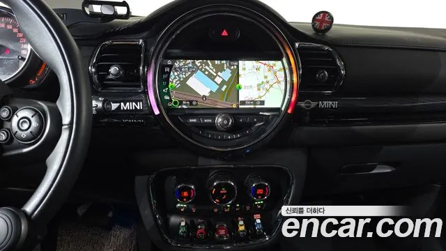 MINI Clubman 2020 thumb 11