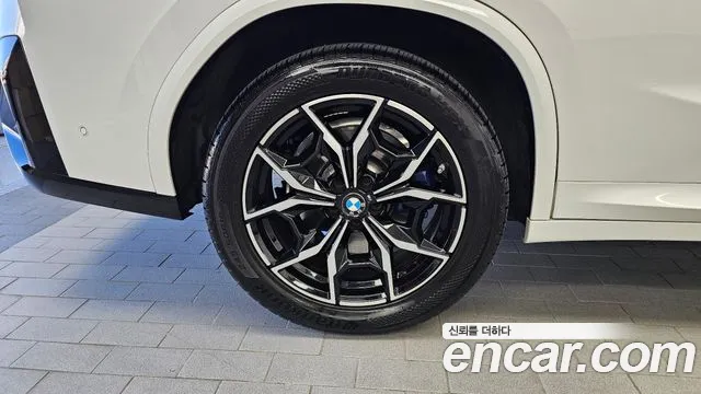 BMW X4 2023 thumb 5