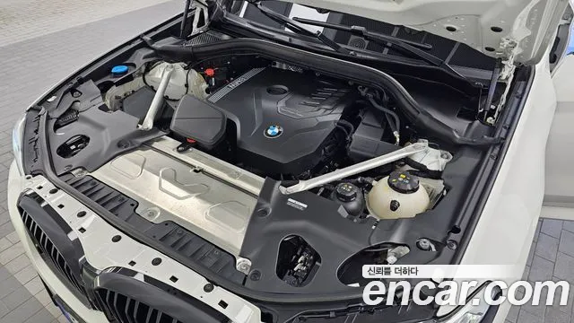 BMW X4 2023 thumb 6