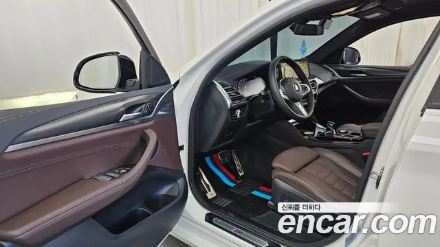 BMW X4 2023 thumb 10