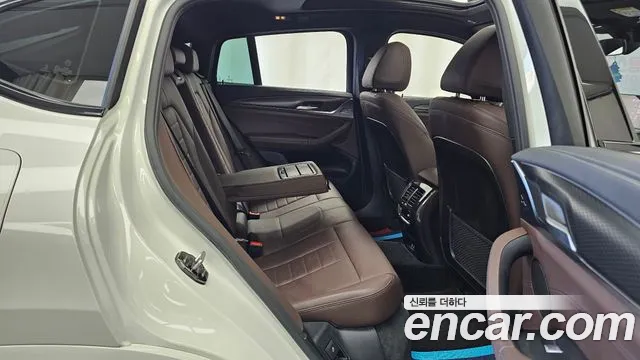 BMW X4 2023 thumb 11