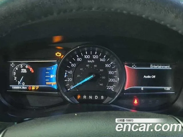 Ford Explorer 2016 thumb 6