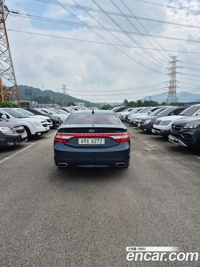 Hyundai Grandeur 2015 thumb 4