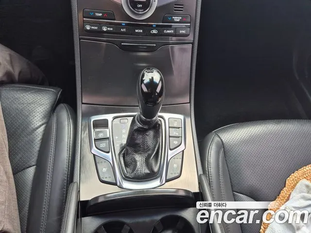 Hyundai Grandeur 2015 thumb 12