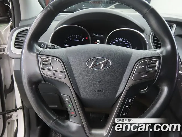 Hyundai Santa Fe 2015 thumb 7