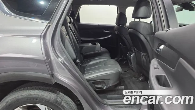 Hyundai Santa Fe 2021 thumb 11