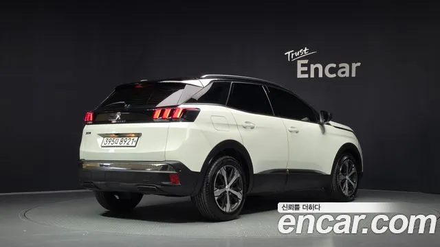 Peugeot 3008 2019 thumb 2