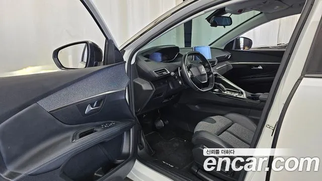 Peugeot 3008 2019 thumb 10