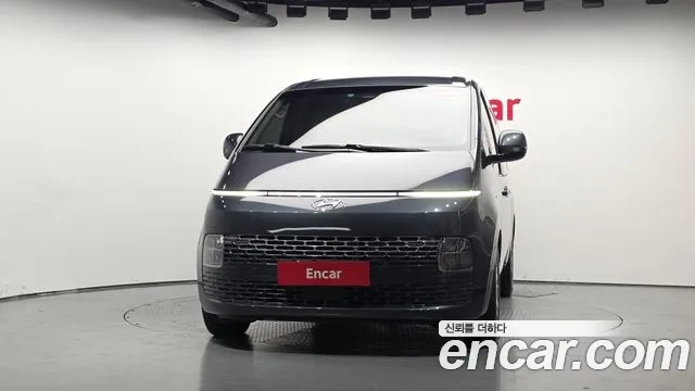 Hyundai Staria 2022 thumb 2