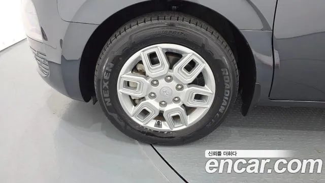 Hyundai Staria 2022 thumb 4