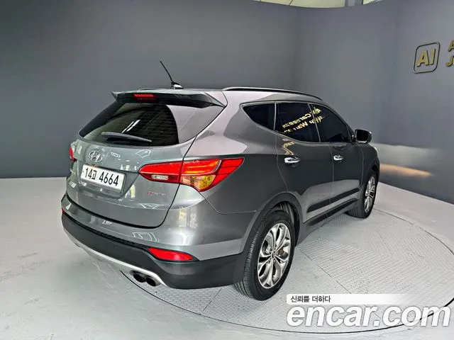 Hyundai Santa Fe 2014 thumb 5