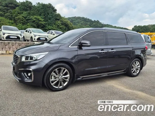 Kia Carnival 2020 thumb 2