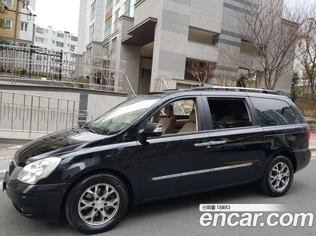 Kia Carnival 2013 thumb 3