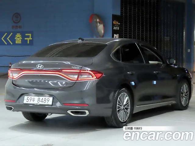 Hyundai Grandeur 2017 thumb 4