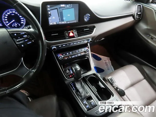 Hyundai Grandeur 2017 thumb 8