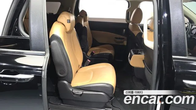 Kia Carnival 2022 thumb 12