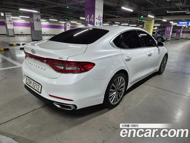 Hyundai Grandeur 2016 thumb 3