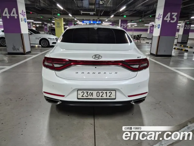 Hyundai Grandeur 2016 thumb 4