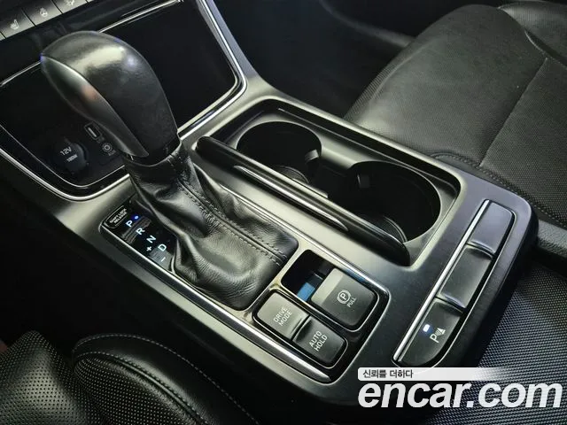 Hyundai Grandeur 2016 thumb 9