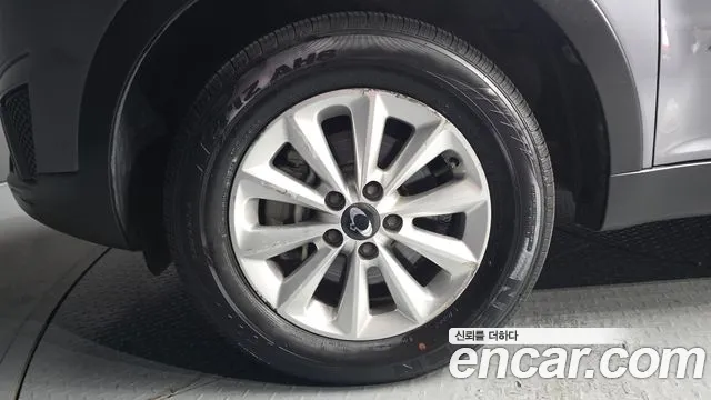 KG_Mobility_Ssangyong KORANDO 2014 thumb 5