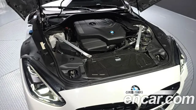 BMW Z4 2023 thumb 6