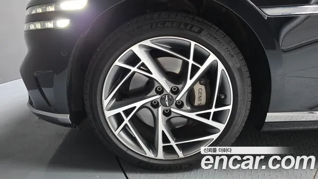 Genesis G90 2022 thumb 5