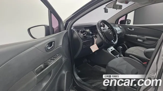 Renault-KoreaSamsung Captur 2016 thumb 10